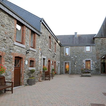 Chateau Ferme De Laval Sainte-Ode Exterior photo