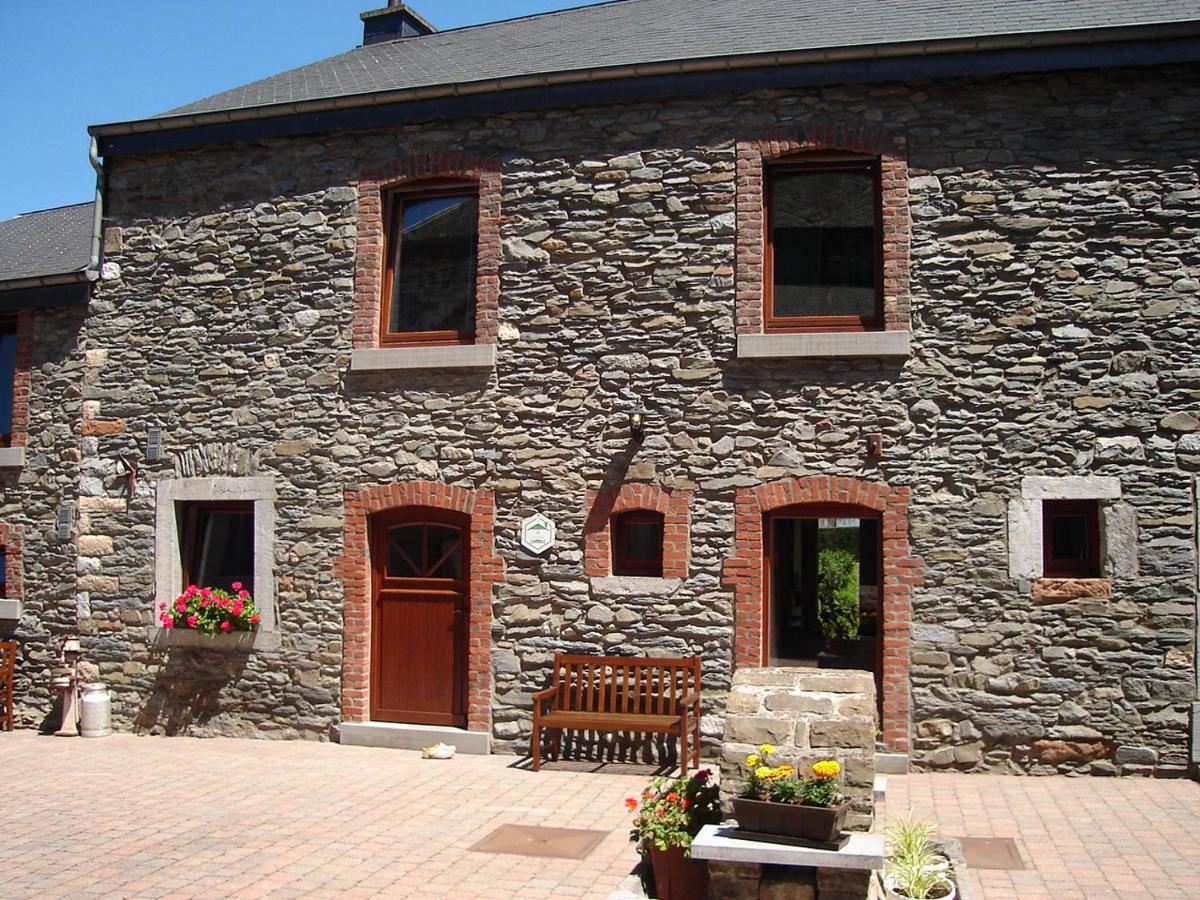 Chateau Ferme De Laval Sainte-Ode Exterior photo